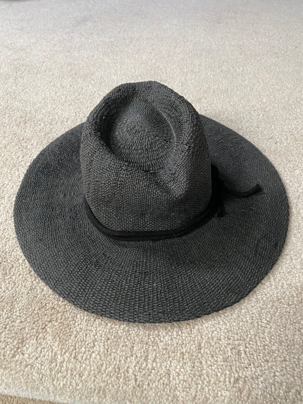 Universal Thread  Goods Co. Beach Wide Rimmed Hat  Black One Size Fits Most
